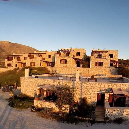Ville Du Soleil - Exclusive Homes With Rustic Charm And Sensational Views Of The Mediterranean Sea Макригиалос Экстерьер фото