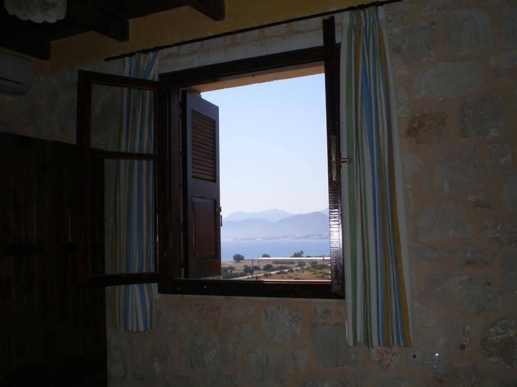 Ville Du Soleil - Exclusive Homes With Rustic Charm And Sensational Views Of The Mediterranean Sea Макригиалос Экстерьер фото